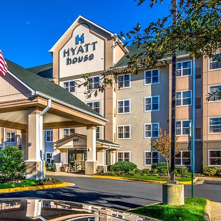 Hyatt House Herndon/Reston Exterior photo