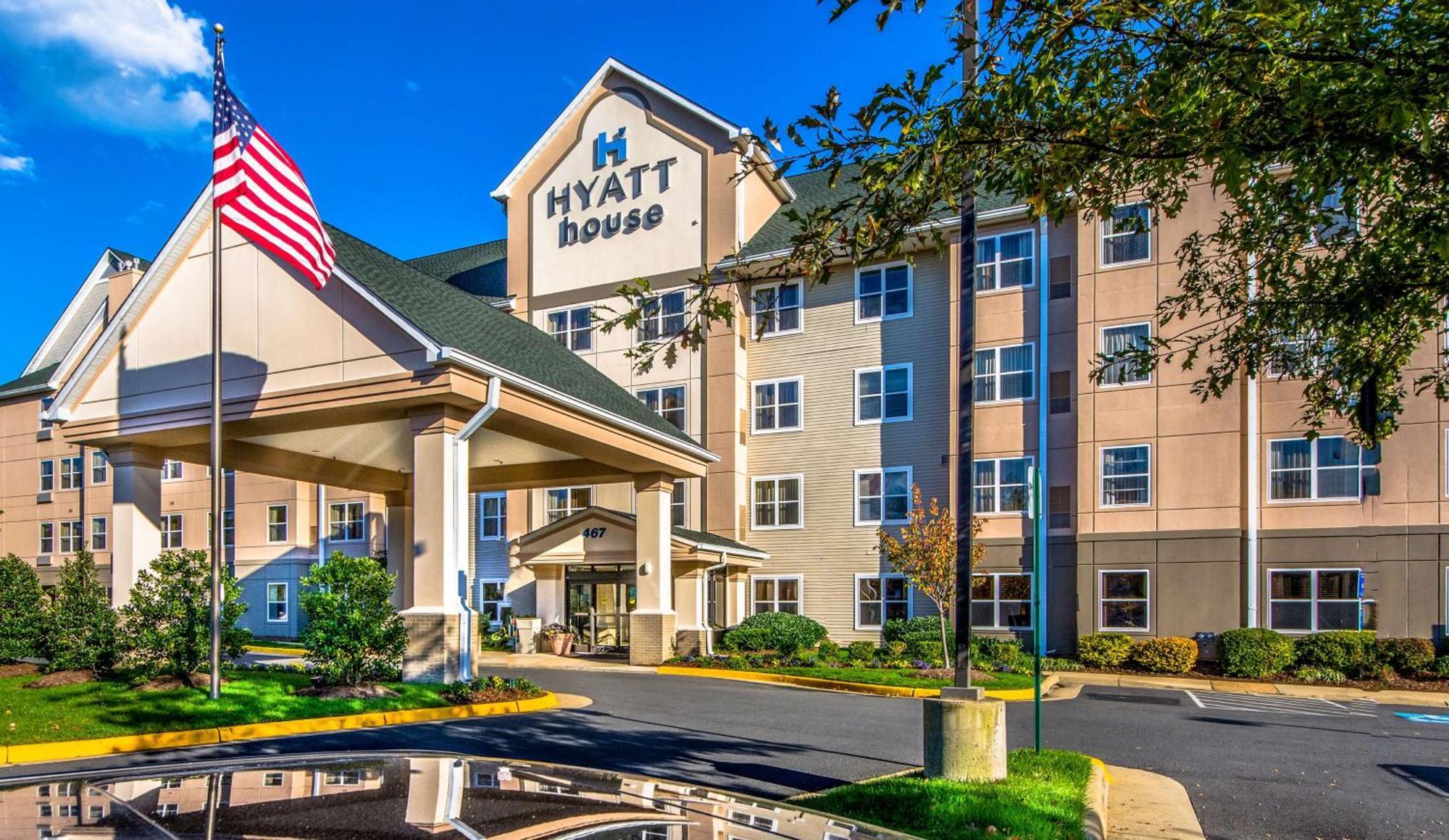 Hyatt House Herndon/Reston Exterior photo